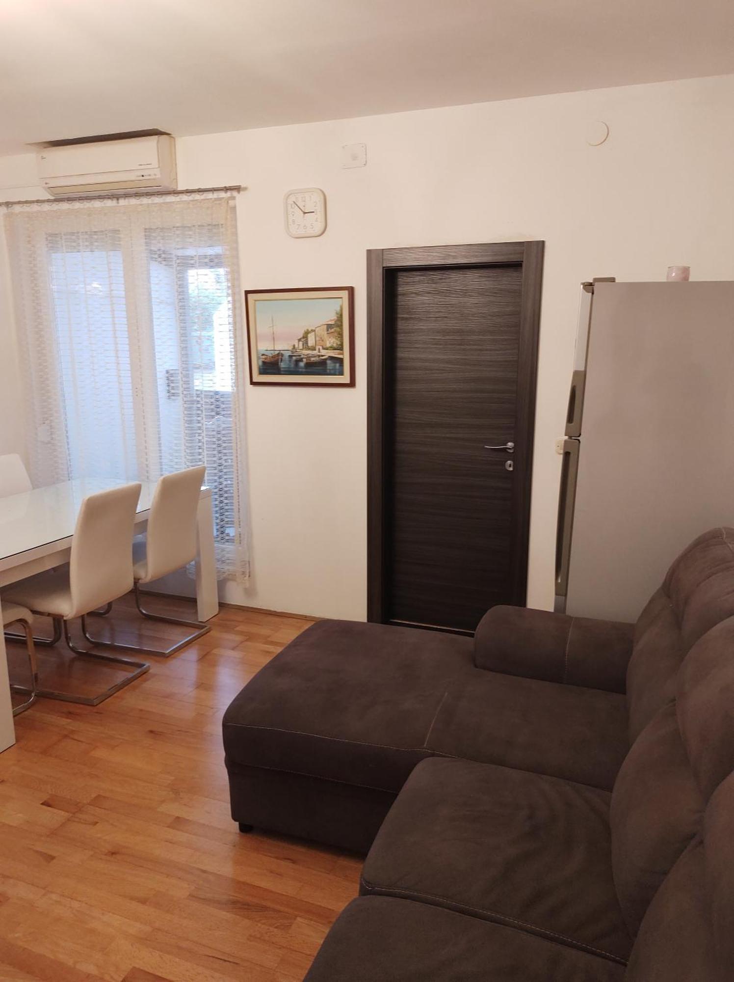 Medo Apartment Новиград Екстериор снимка