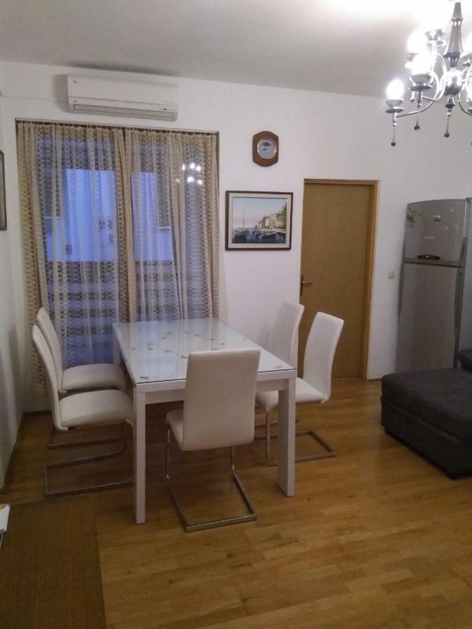 Medo Apartment Новиград Екстериор снимка
